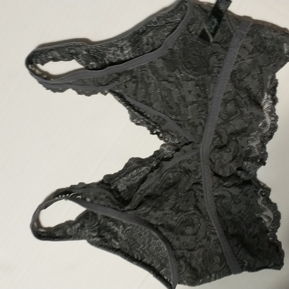 Smart & Sexy - Gray lacey bralette. Style #SA874 - LG - Picture 4 of 7